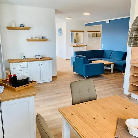 Apartment Duhner Allee 10, Litfass 12