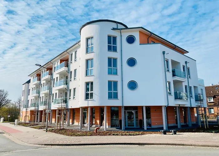 Duhner Allee 10, Litfass 12 *